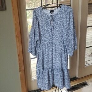 Wallpapher‎ Blue Floral Tired Gathered Slv Sz. XXL Dress